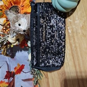 Victoria's ❄️ Secret sequined black cosmetic bag